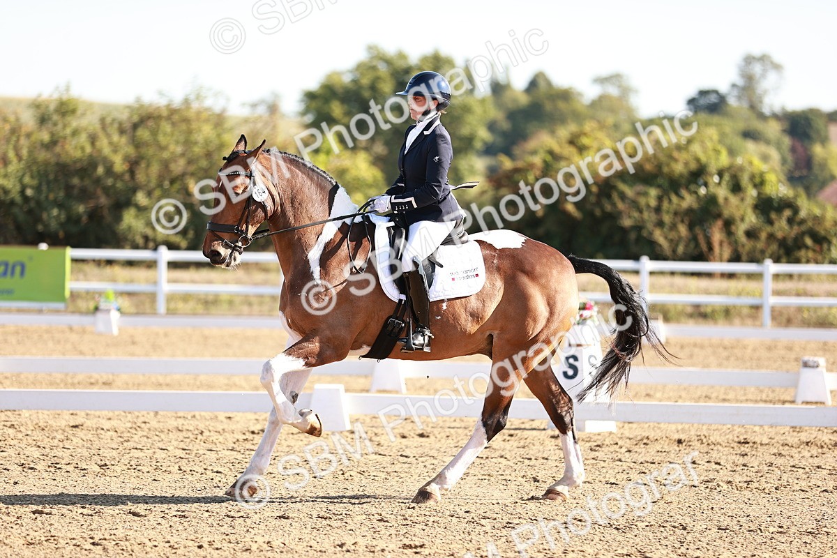 SBM_004239 - Class 12 - Novice 5 - 9.07-10.10