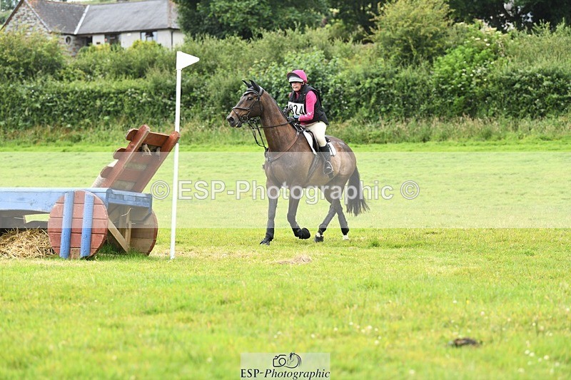 240630-141824-02137 - 824-Lucy_Long-Arkadian_Theodore