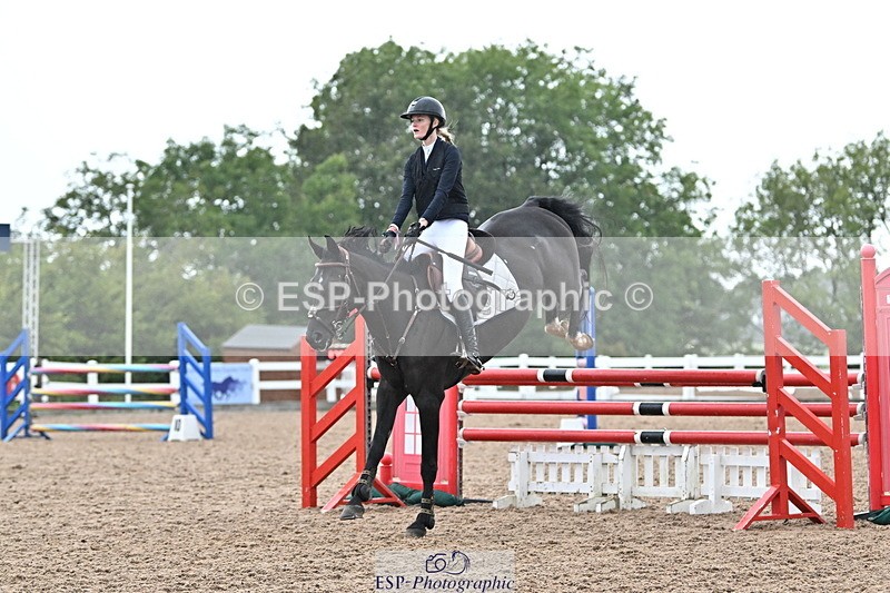 240925A-123226-00561 - Cls 3 Snr 1.05m Open