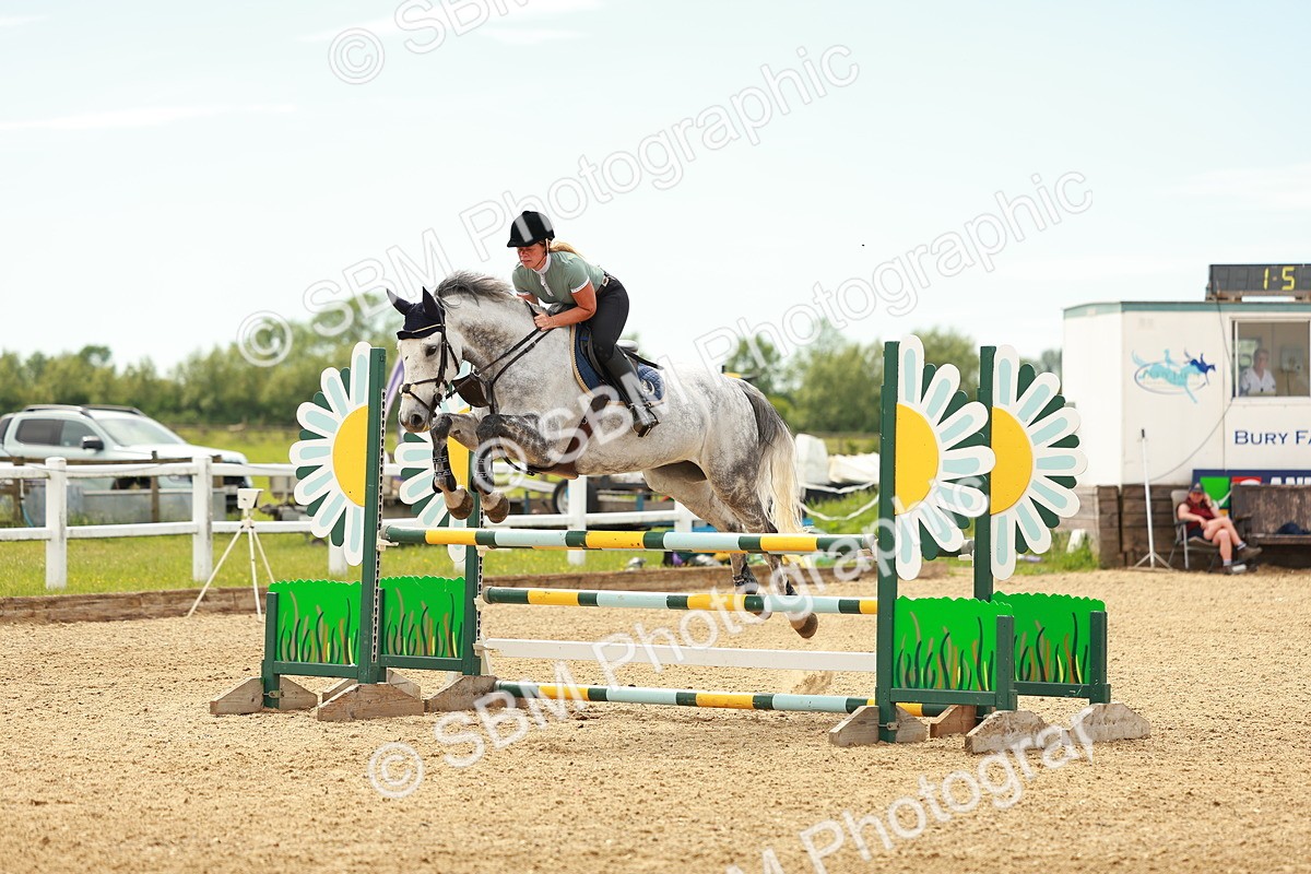 SBM_002231 - Class 4 - Senior Newcomers - 1.10m