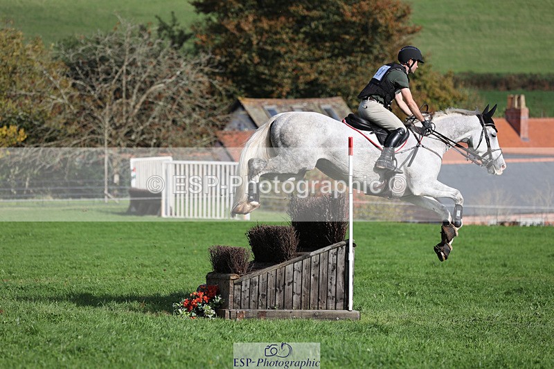 241025-124004-08125 - 121-Tommy.Greengard-EL.PORVENIR.LUIGI