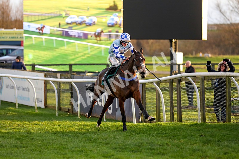 191223-Race 6-Fanfan Du Seuil-2733 - Race 6