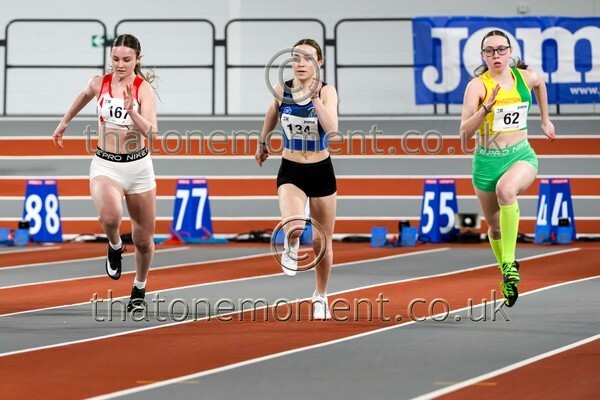 Age26SAT-926424 - Track Female Set One