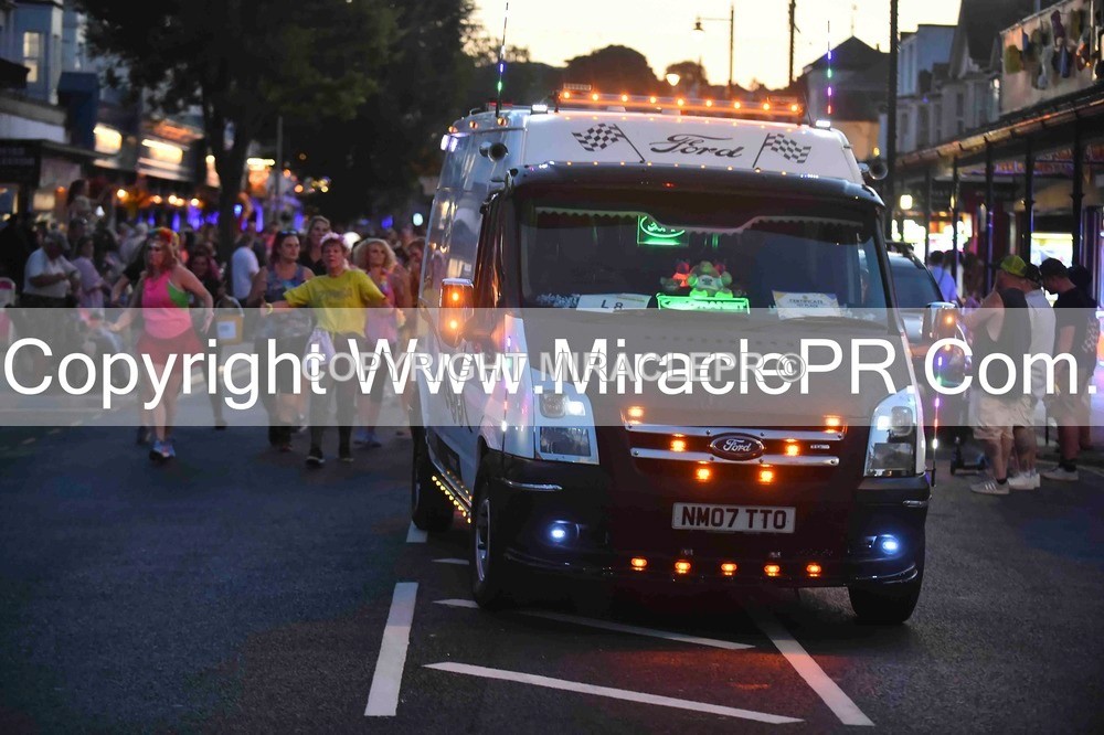 SH4_4063 - Carnival Procession.