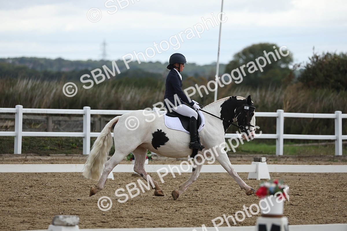 SBM_004222 - Class 8 - Novice 3 Champs
