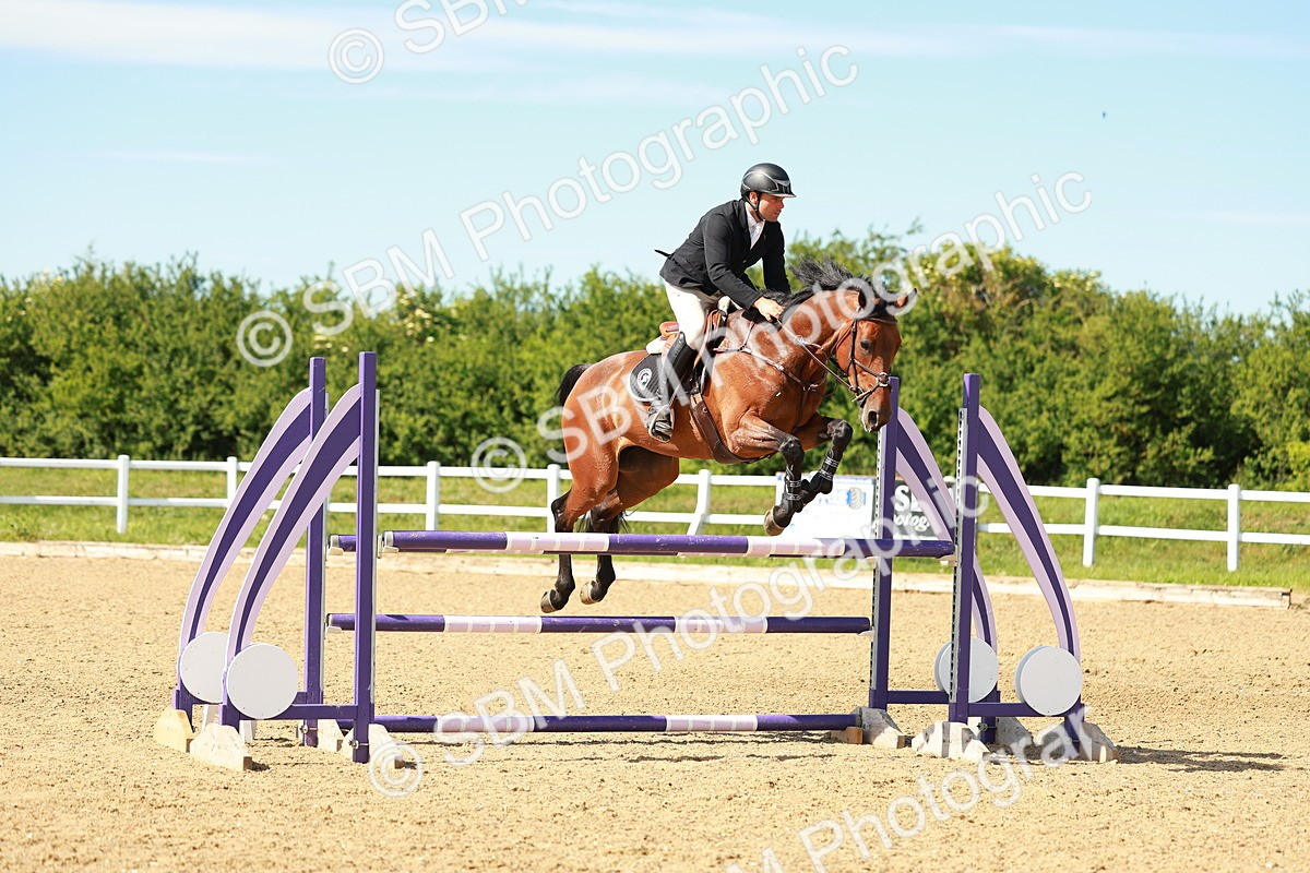 SBM_002768 - Class 4 - Senior Newcomers - 1.10m