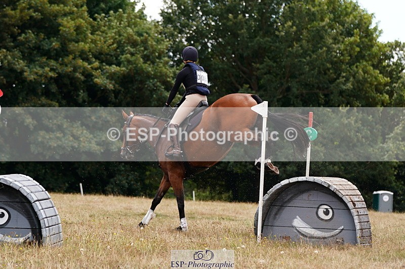 250802A-132130-04755 - B-086-Jordanne.Hobbs-FLASH.DIVA