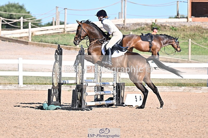 250708A-174257-00325 - 80cm Classes