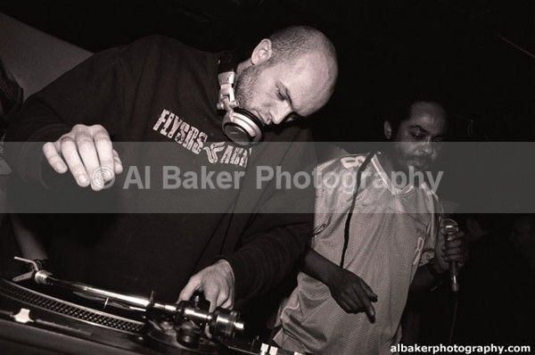 35 woody  kwasi - Friends-&-Family @ the-roadhouse 16.11.02