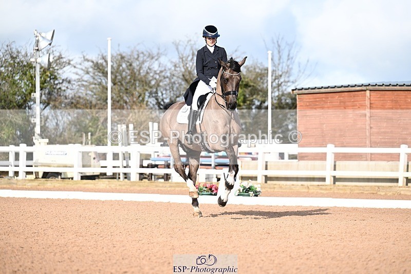 260213-114353-01566 - 017-Holly.Kerslake