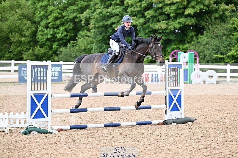 240605A-104044-00091 - Cls 1 British Novice and 90cm Open