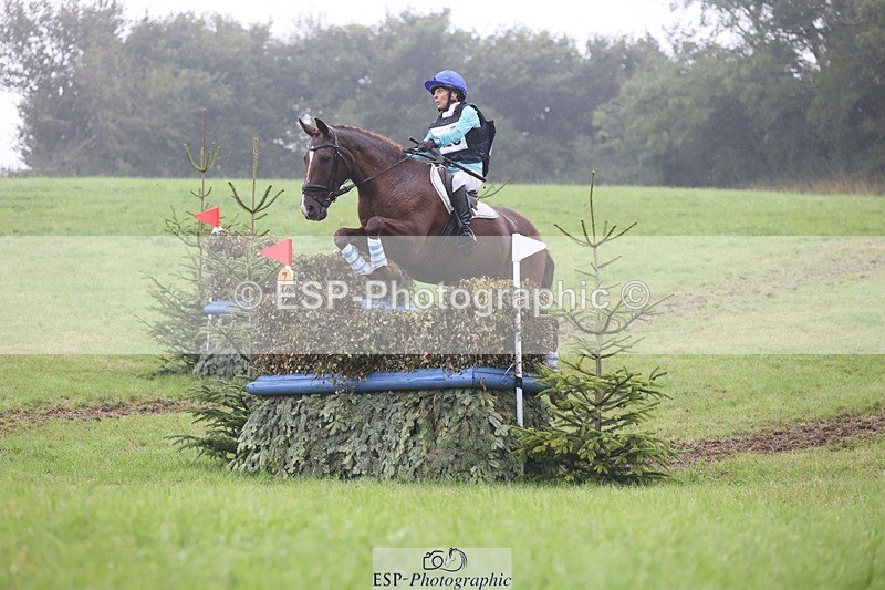 240901A-162020-11175 - 520-Siobhan.Micklethwaite-ONE.CARAT