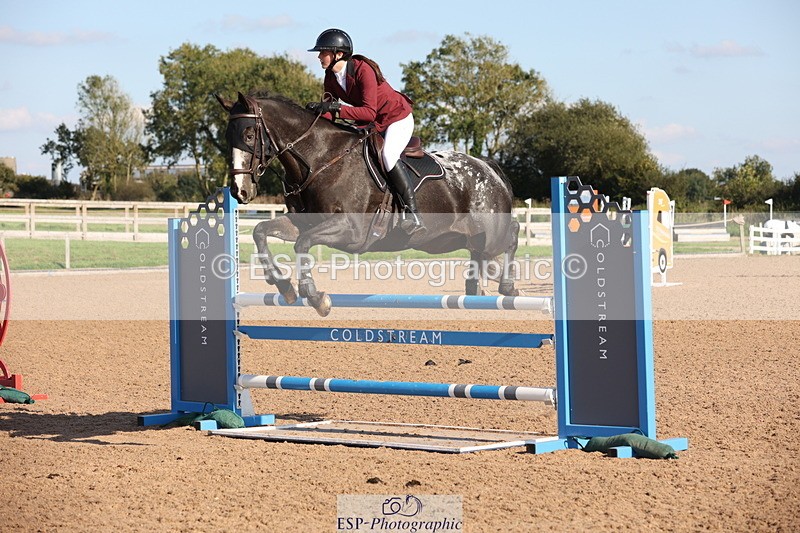 230915A-162439-03154 - Cls 6 Snr 1.05m Derby