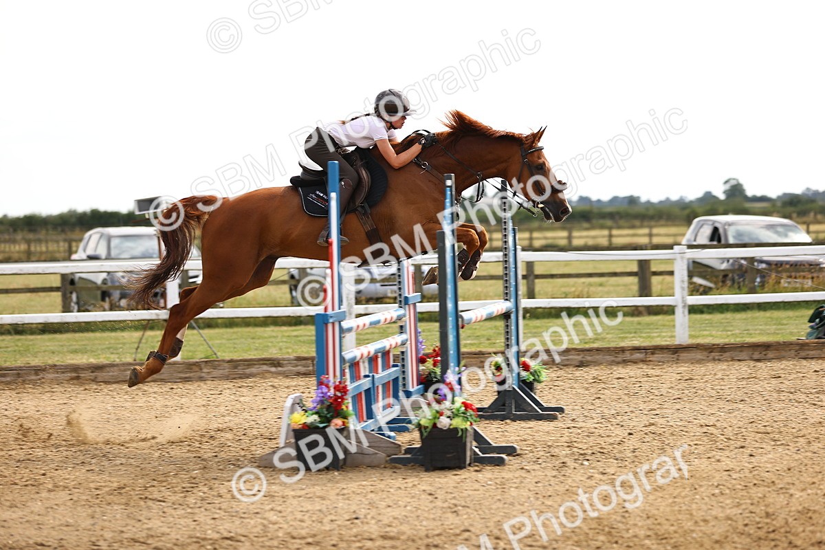 SBM_002425 - Class 18 - Ariat Senior British Novice- 90cm Open