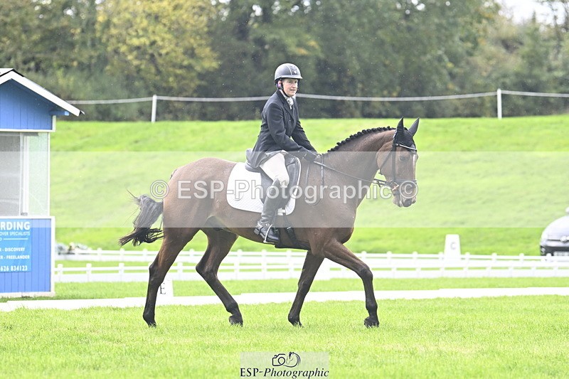 251023A-122256-04071 - F-421-Isabella.Hooton