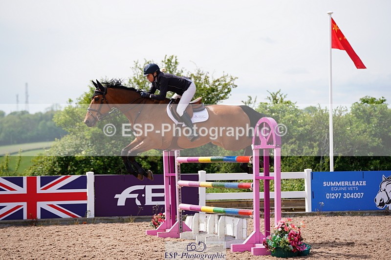 240525A-142438-06577 - Cls 18 National 1.40m