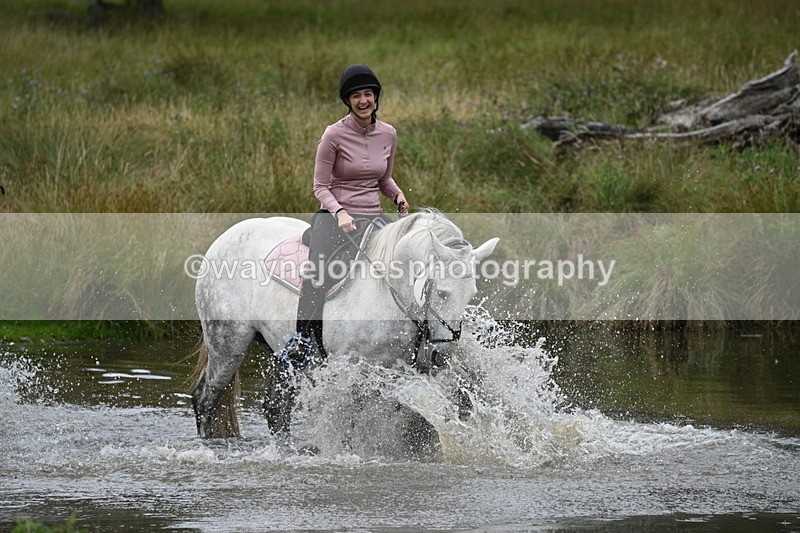 WJ7_3775 - Time at Water 12:52 to 13:22