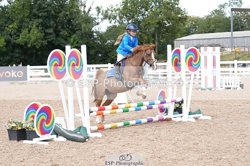 250805-151135-00071 - Clear Round and 60cm