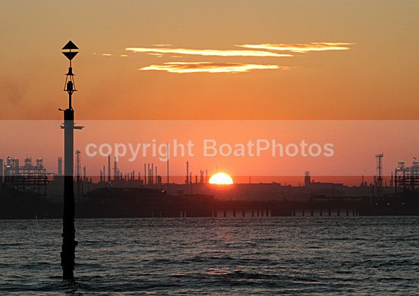 110928 FAWLEY SUNSET IMG_8763 - BRAMBLE BANK CRICKET - Wednesday 28th September 2011