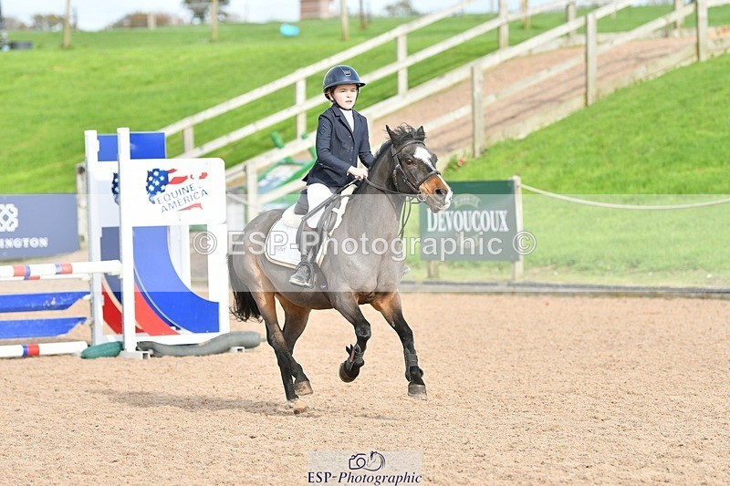 251026-121256-02807 - Cls 23+24 80cm Club and Schools