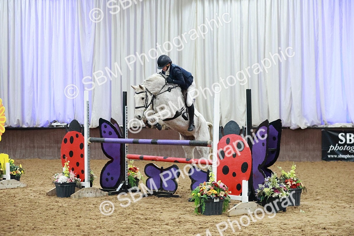 SBM_004574 - Class 17 - Senior Newcomers - 1.10m