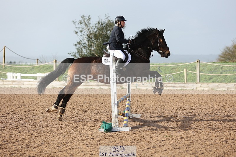 240210A-102818-00424 - Cls 17+18 Club and Schools 70cm