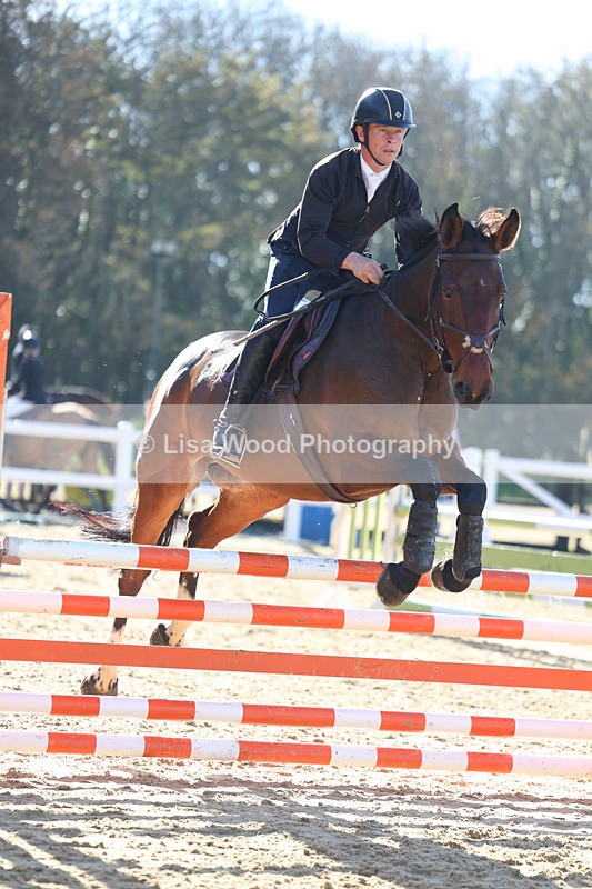 3E7A5281 - Class 4: Senior British Novice/90cm open