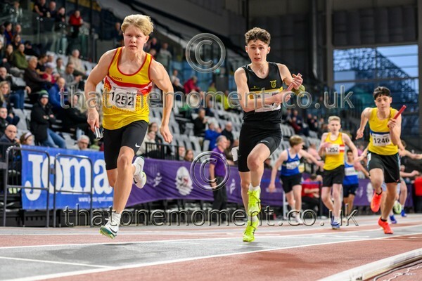 MastRelay26-919415 - Relays Set Four