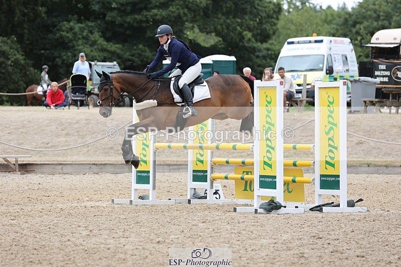 250803A-115854-12587 - M-554-Lucy.Henretty-Lee-AMANDI.VIVENDI