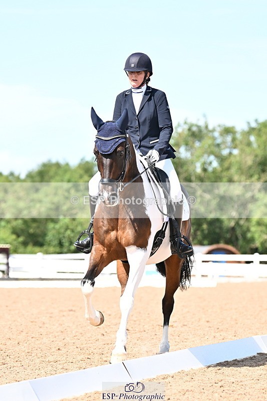 240816A-144825-05501 - 208-Sophie.Savage-Two.Tone.Ted