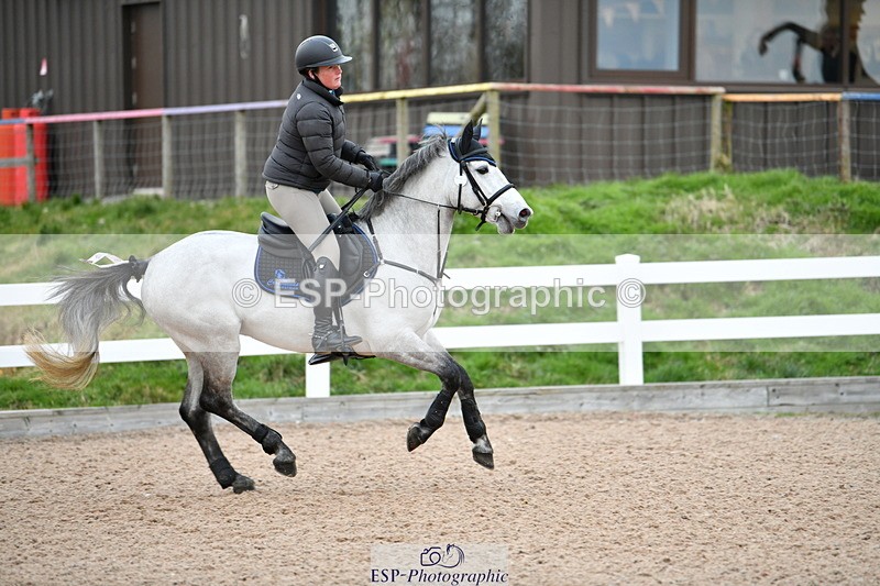 240112A-094047-00130 - Cls 2, British Novice and 90cm Open