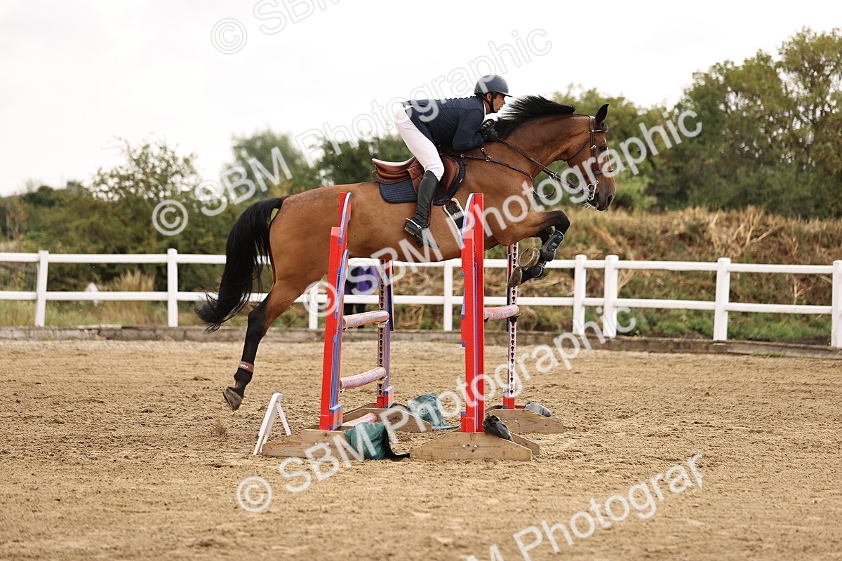 SBM_026398 - Class 12 - Amateur Championship Qualifier 1.05m