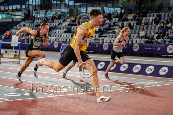 SeniorInd25-918198 - Track Male Set One