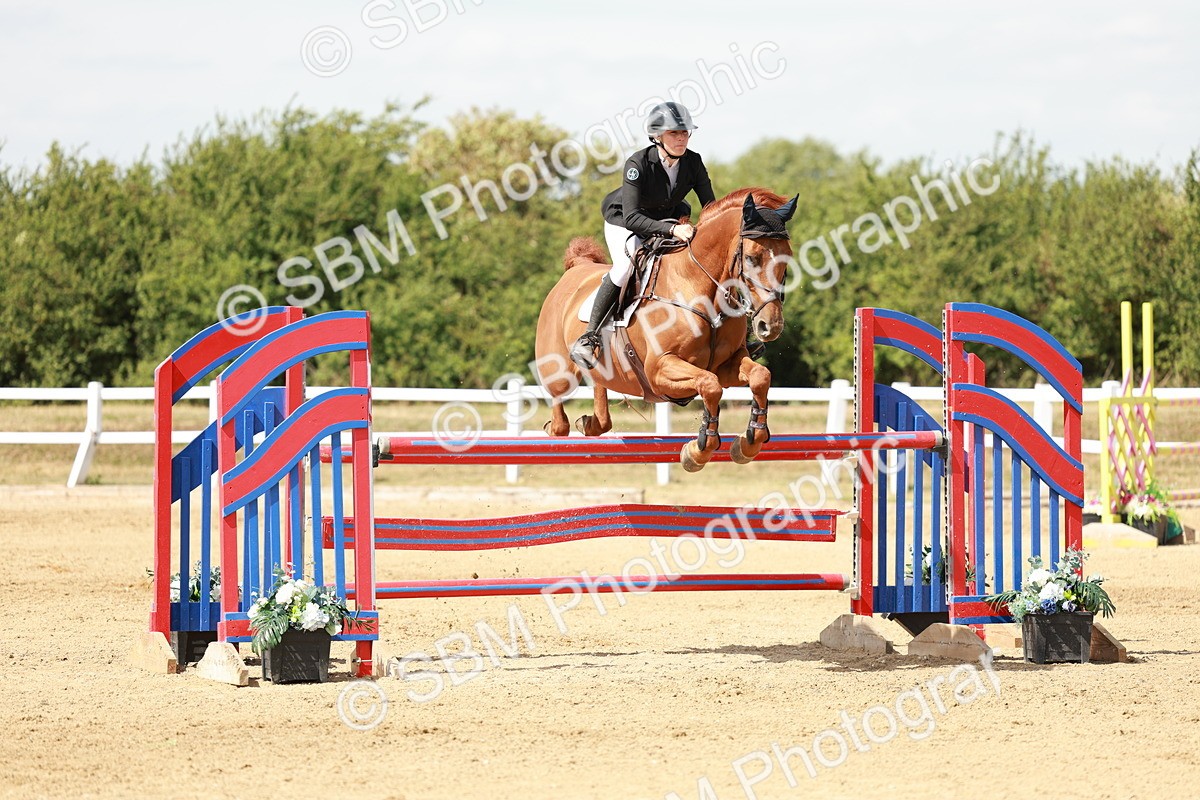 SBM_008006 - Class 4 - Senior Foxhunter - 1.20m Open