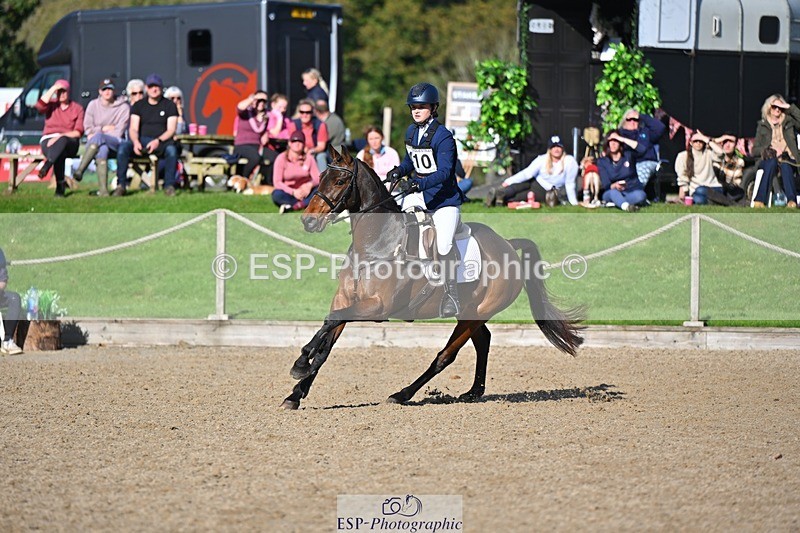 241027-122901-17289 - 410-Mae.Jackson-SWEET.RIOT