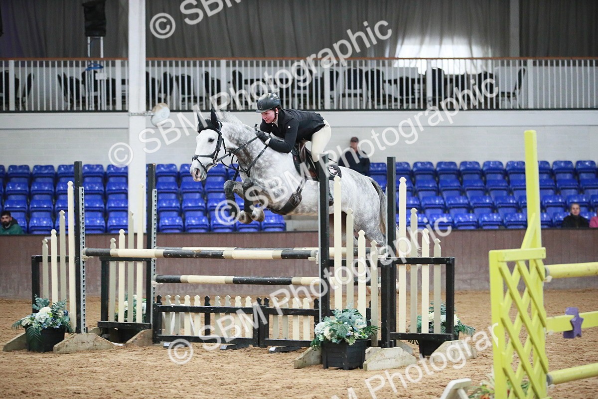 SBM_000945 - Class 4 - Senior Newcomers - 1.10m Open