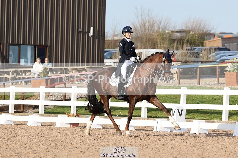 250404-180547-08211 - 131-Francesca.Cawley-Dame.Blanche