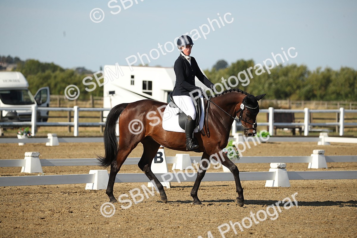 SBM_004500 - Class 11 - Novice 5 - 9.0010.03