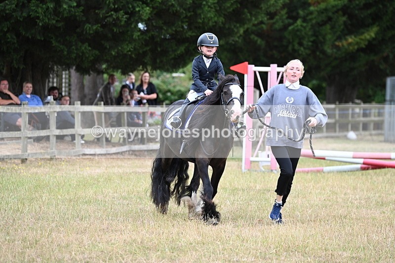 WJ6_9541 - Class 12 Minimus Jumping 45cm