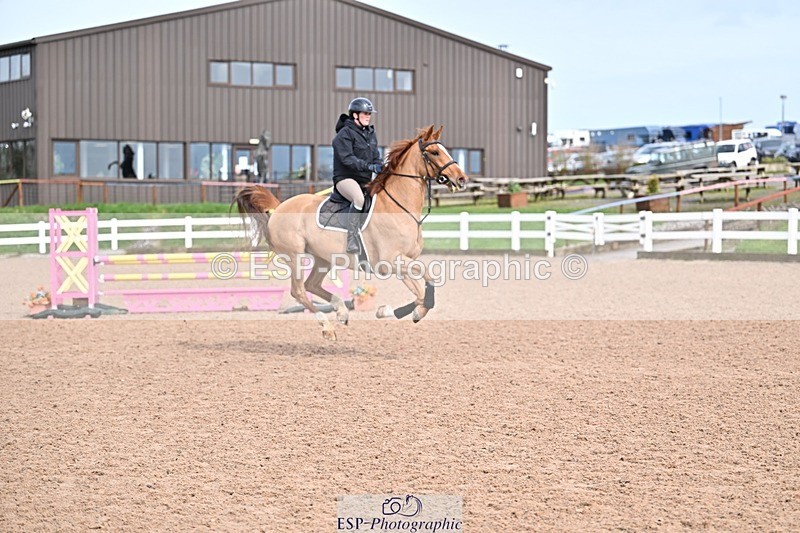260313-125947-00484 - Cls 10+11 85cm and 95cm Amateur Quali