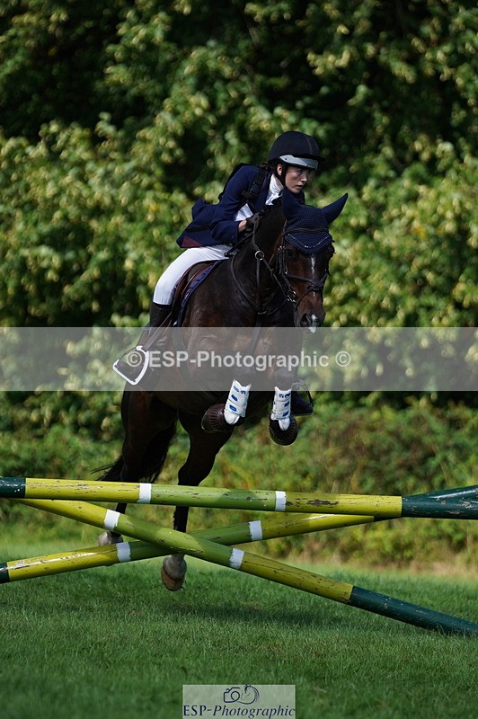 240811A-115304-02085 - 021