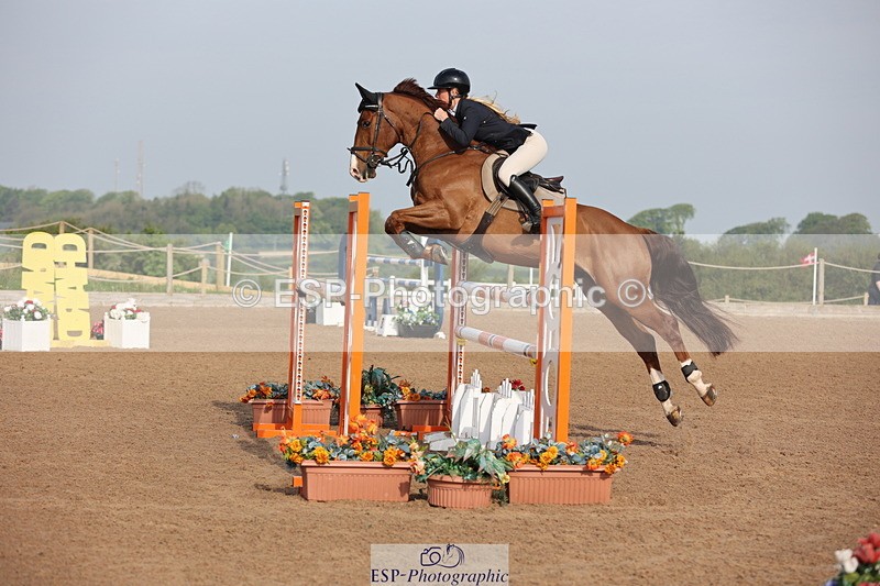 240511A-084006-10709 - Cls 32 Foxhunter