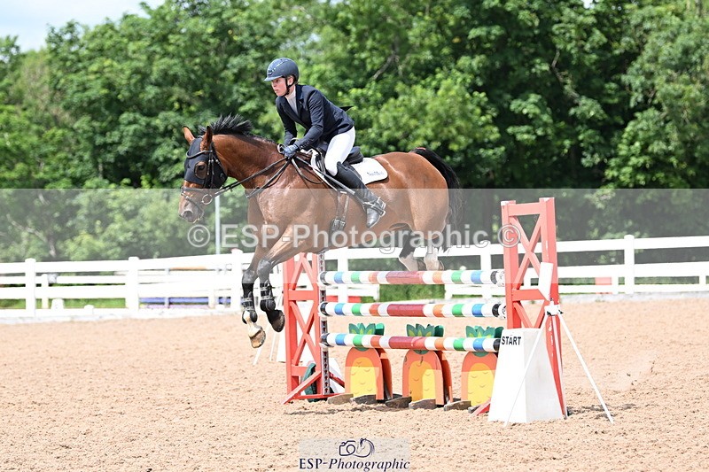 240619A-144551-00754 - Cls 4 Snr Newcomers and 1.10m Open