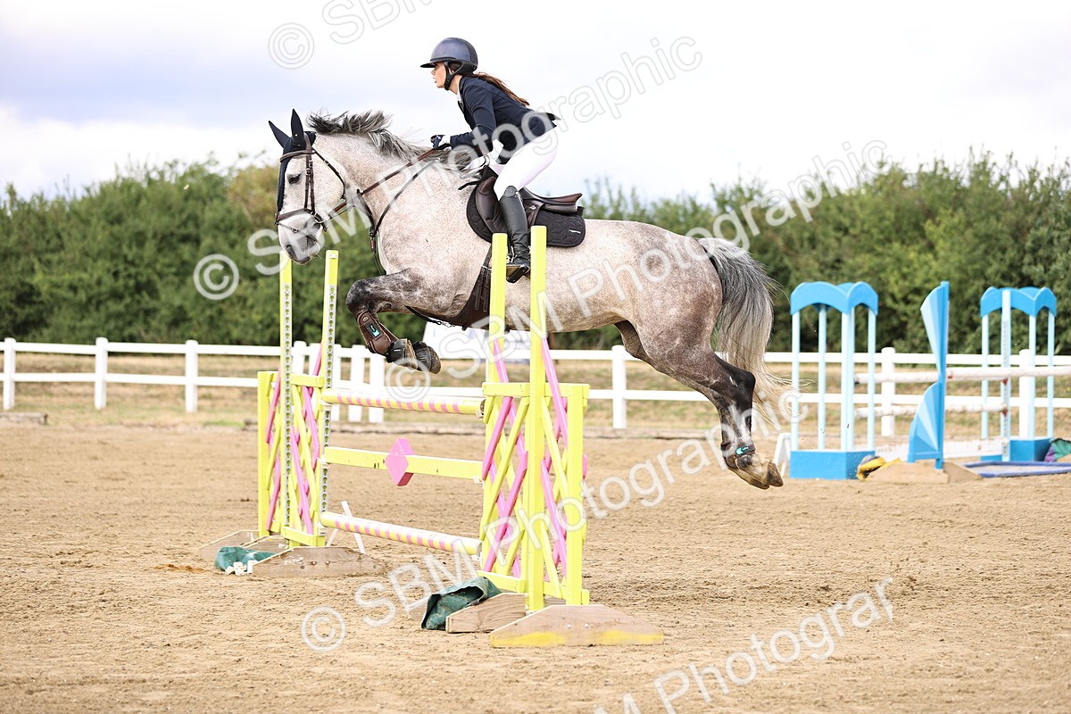 SBM_026784 - Class 13 - Senior Newcomers - 1.10m