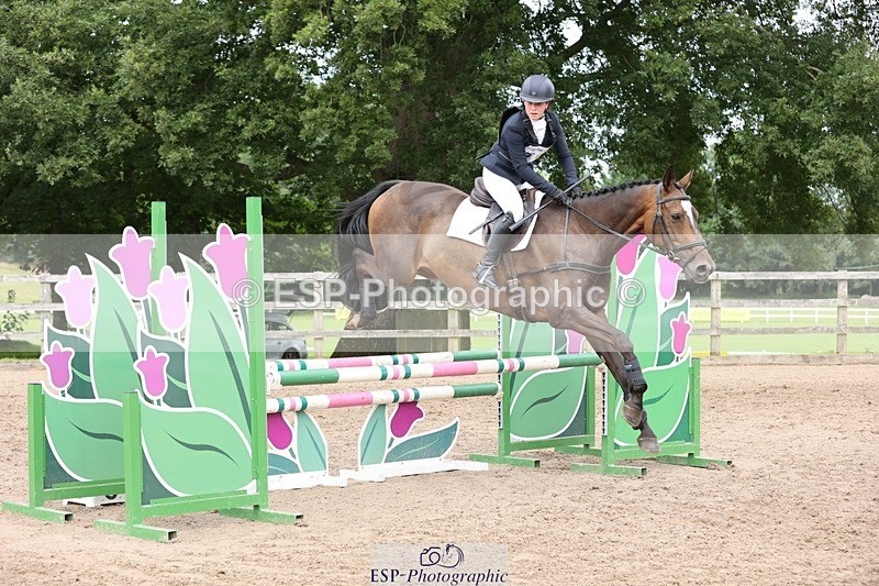 240803-141144-05959 - 183-Amelia_Hendy-WHISTLEDOWN_STAR