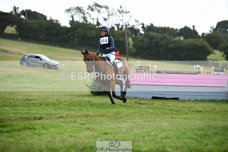 250831-102359-05959 - H-354-Issy.Colwell