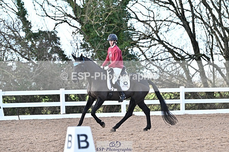 241214-115428-01484 - 131-Alys.Matravers-DARGASONS.MOON.SHADOW