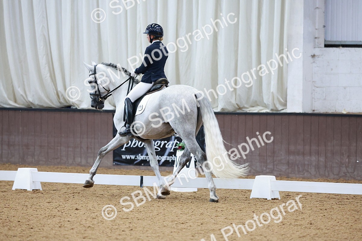 SBM_005565 - Class 3 - Medium 6 - 14.40-15.52