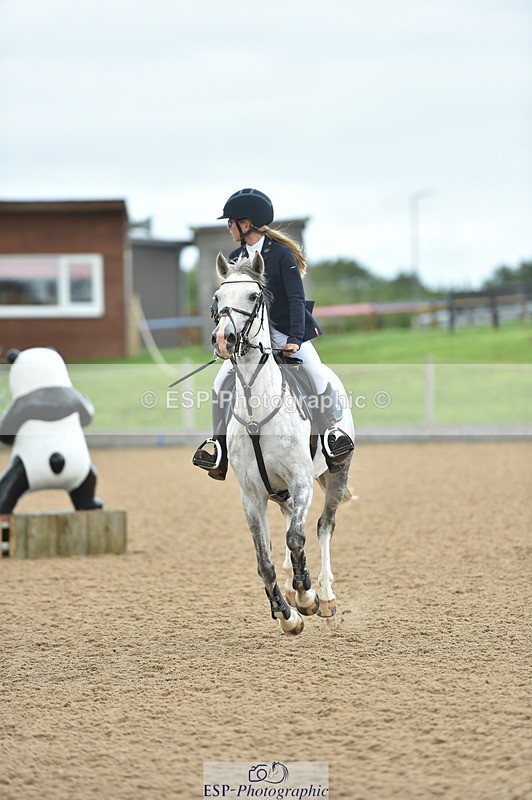 230819A-111502-00384 - Cls 37+38 Springboard +Summer/Winter 128cm + 138cm