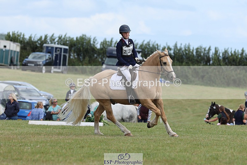 240824X-145039-28817 - D80 Ride off  14.15 to 15.30